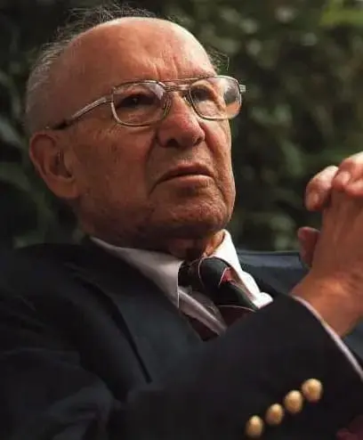 Freelance digital marketer in palakkad uploaded peter drucker quote